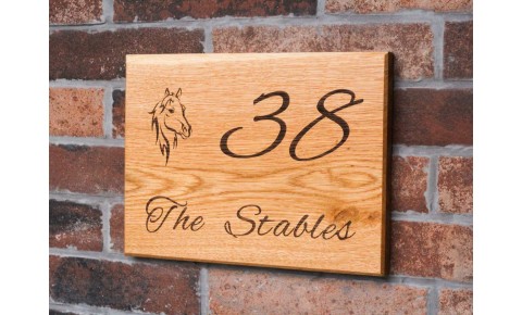 Wooden House Sign | 200 x 300